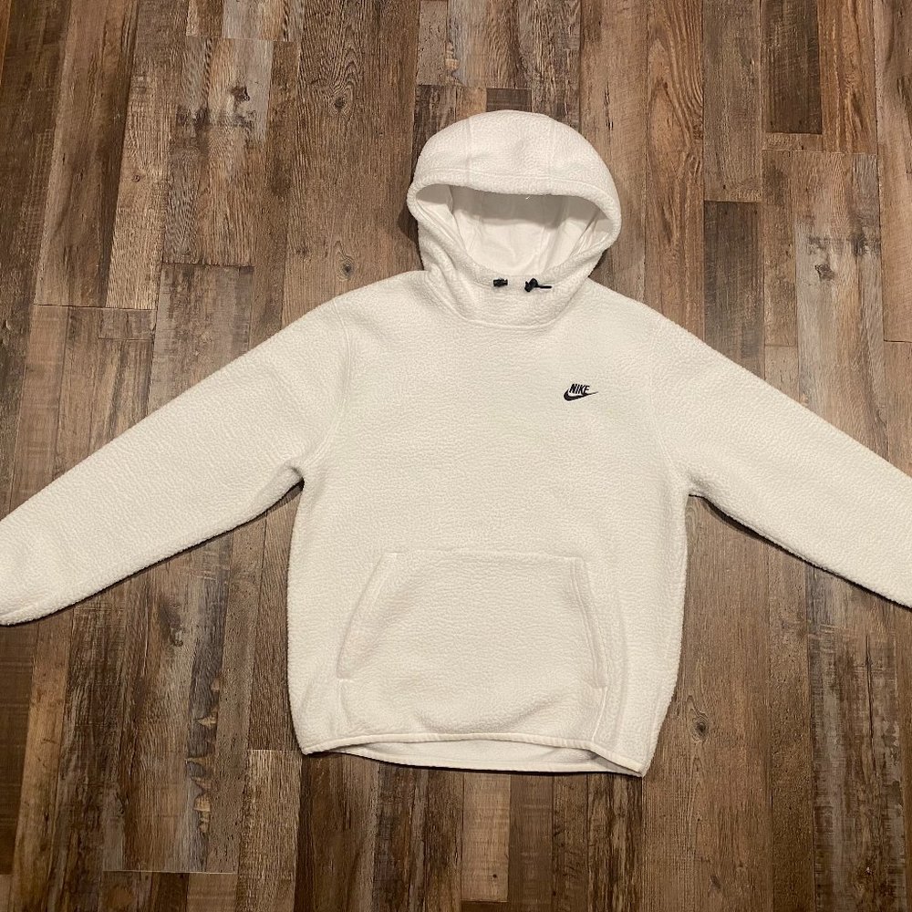 Nike High-Pile Fleece Pullover Hoodie